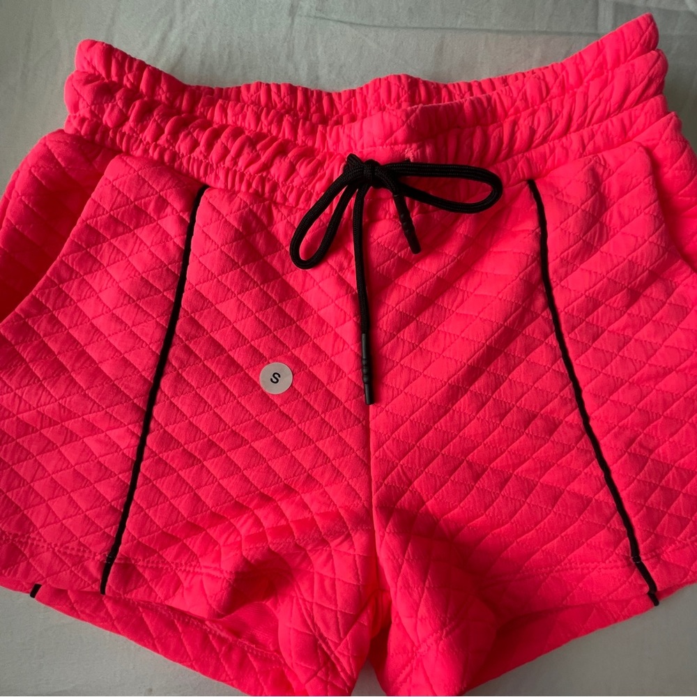 Neon Pink Quilted Shorts - Picture 2 of 3